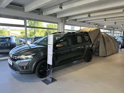 Grün Neu 2025 Dacia Jogger Extreme Kombi | 22.899 € (Fairer Preis)