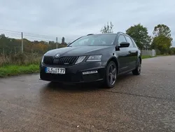 Schwarz Gebraucht 2018 Skoda Octavia RS Kombi | 17.499 € (Fairer Preis)