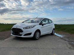 Weiß Gebraucht 2014 Ford Fiesta Trend Kleinwagen | 4.399 € (Guter Preis)