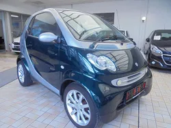 Grün Gebraucht 2006 Smart ForTwo Coupé Kleinwagen | 2.950 € (Fairer Preis)
