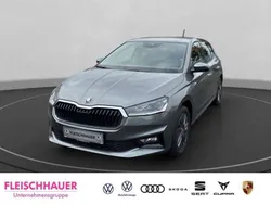 Graphite grau metallic Gebraucht 2024 Skoda Fabia Drive Limousine | 21.990 € (Fairer Preis)
