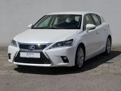 Weiß Gebraucht 2014 Lexus CT200h Luxury Line Limousine | 15.990 € (Fairer Preis)