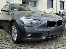 Grau Gebraucht 2015 BMW 118 Kleinwagen | 7.850 €
