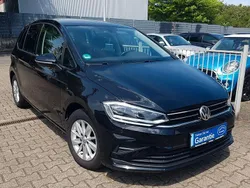 Schwarz Gebraucht 2018 VW Golf Sportsvan Trendline Van / Kleinbus | 12.490 € (Guter Preis)