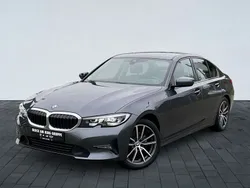Grau Gebraucht 2021 BMW 320 Advantage Limousine | 28.900 € (Superpreis)
