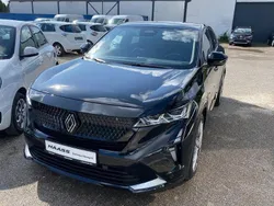 Blackpearlschwarz metallic Gebraucht 2024 Renault Rafale Techno SUV | 37.400 € (Guter Preis)