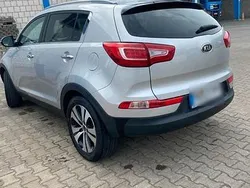 Silber Gebraucht 2012 Kia Sportage 2 SUV | 10.000 € (Fairer Preis)