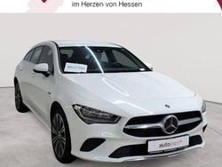 Polarweiß Gebraucht 2020 Mercedes CLA250e Shooting Brake Progressive Kombi | 21.990 € (Superpreis)