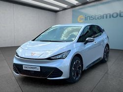 Silber Neu 2025 Cupra Born Kleinwagen | 37.849 € (Guter Preis)