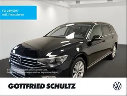Schwarz Gebraucht 2022 VW Passat Elegance Kombi | 26.890 € (Etwas zu teuer)