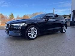 Schwarz Gebraucht 2021 Volvo V60 Momentum Kombi | 19.999 € (Guter Preis)