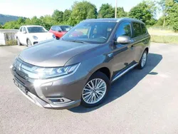 Granitbraun Gebraucht 2020 Mitsubishi Outlander P-HEV Top SUV | 24.900 € (Fairer Preis)