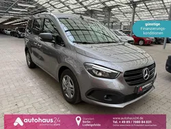 Grau Gebraucht 2022 Mercedes Citan 112 Kombi | 21.470 € (Fairer Preis)