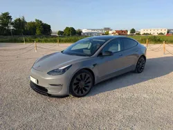Grau Gebraucht 2022 Tesla Model 3 Limousine | 34.999 € (Etwas zu teuer)
