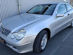Silber Gebraucht 2001 Mercedes CL180 Coupé | 2.990 €