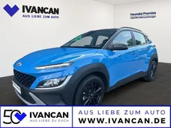 Surfy blue / phantom black Gebraucht 2023 Hyundai Kona Trend SUV | 24.590 € (Guter Preis)