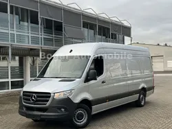 Lackfarbe iridiumsilber mb 977 Gebraucht 2019 Mercedes Sprinter Van | 32.713 € (Fairer Preis)