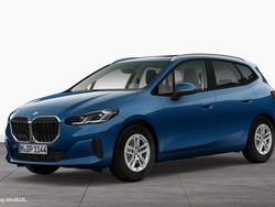Blau Gebraucht 2022 BMW 218 Active Tourer Luxury Line Van / Kleinbus | 26.890 € (Fairer Preis)
