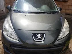 Grün Gebraucht 2009 Peugeot 207 Kombi | 1.888 € (Guter Preis)
