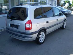Grau Gebraucht 2001 Opel Zafira Van / Kleinbus | 1.999 € (Guter Preis)