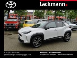 Gebraucht 2024 Toyota Yaris Hybrid Premium SUV | 33.990 € (Teuer)