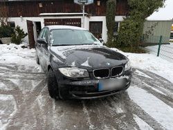 Schwarz Gebraucht 2007 BMW 120 Kleinwagen | 3.900 € (Fairer Preis)