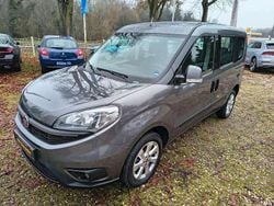 Grau Gebraucht 2017 Fiat Doblò Lounge Van / Kleinbus | 13.790 € (Etwas zu teuer)