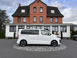 Weiß Gebraucht 2020 Opel Zafira Life Van | 33.950 € (Guter Preis)