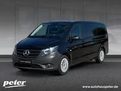 Schwarz Gebraucht 2024 Mercedes Vito Van / Kleinbus | 40.990 € (Etwas zu teuer)