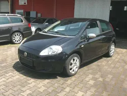 Crossover schwarz Gebraucht 2008 Fiat Grande Punto Kleinwagen | 1.500 € (Guter Preis)
