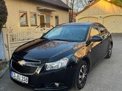 Schwarz Gebraucht 2012 Chevrolet Cruze LTZ Limousine | 4.990 € (Teuer)