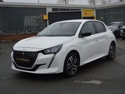 Weiß Gebraucht 2023 Peugeot 208 Allure Kleinwagen | 16.900 € (Guter Preis)