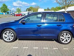 Blau Gebraucht 2009 VW Golf VI Highline Kleinwagen | 7.100 € (Etwas zu teuer)