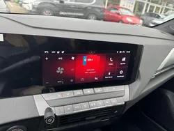 Lackierung peperoncino red/typ Gebraucht 2024 Opel Astra Kombi | 31.760 € (Superpreis)