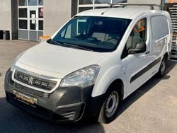 Weiß Gebraucht 2016 Peugeot Partner Comfort plus Van | 8.790 € (Fairer Preis)