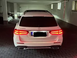 Weiß Gebraucht 2018 Mercedes E220 AMG line Kombi | 23.990 € (Guter Preis)
