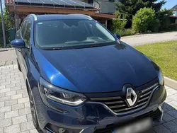Blau Gebraucht 2018 Renault Mégane GrandTour Bose Edition Kombi | 13.900 € (Fairer Preis)