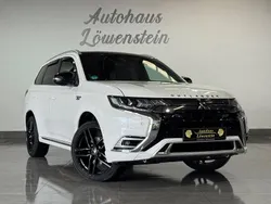 Weiß Gebraucht 2019 Mitsubishi Outlander P-HEV SUV | 19.480 € (Fairer Preis)