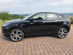 Schwarz Gebraucht 2019 Jaguar E-Pace First Edition SUV | 26.400 € (Guter Preis)