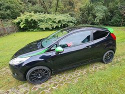 Schwarz Gebraucht 2011 Ford Fiesta Kleinwagen | 3.500 € (Fairer Preis)