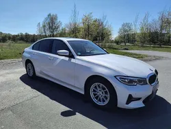 Weiß Gebraucht 2020 BMW 320 Sport Line Limousine | 27.500 € (Guter Preis)