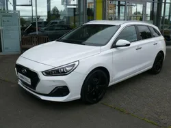 Weiß Gebraucht 2020 Hyundai i30 Kombi | 15.950 € (Fairer Preis)