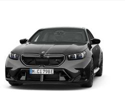 Saphirschwarz metallic Neu 2025 BMW M5 Performance Limousine | 131.799 € (Superpreis)