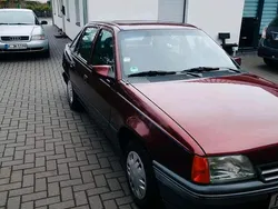 Rot Gebraucht 1991 Opel Kadett Limousine | 2.800 €