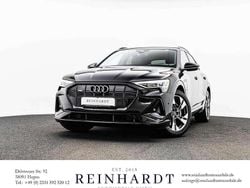 Mythosschwarz metallic Gebraucht 2022 Audi e-tron Sportback S-Line SUV | 38.910 € (Guter Preis)