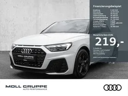 Gletscherweiß mythosschwarz (metallic) Gebraucht 2024 Audi A1 Ambiente Kleinwagen | 26.980 € (Fairer Preis)