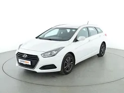 Weiß Gebraucht 2015 Hyundai i40 Classic Kombi | 10.790 € (Fairer Preis)