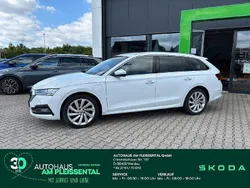 Moonweiss metallic Gebraucht 2021 Skoda Octavia Style Kombi | 22.980 € (Fairer Preis)