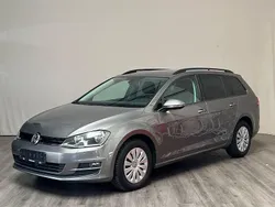 Grau Gebraucht 2016 VW Golf VII Kombi | 10.590 € (Guter Preis)