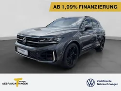 Grau Gebraucht 2023 VW Touareg R-line SUV | 62.480 € (Fairer Preis)